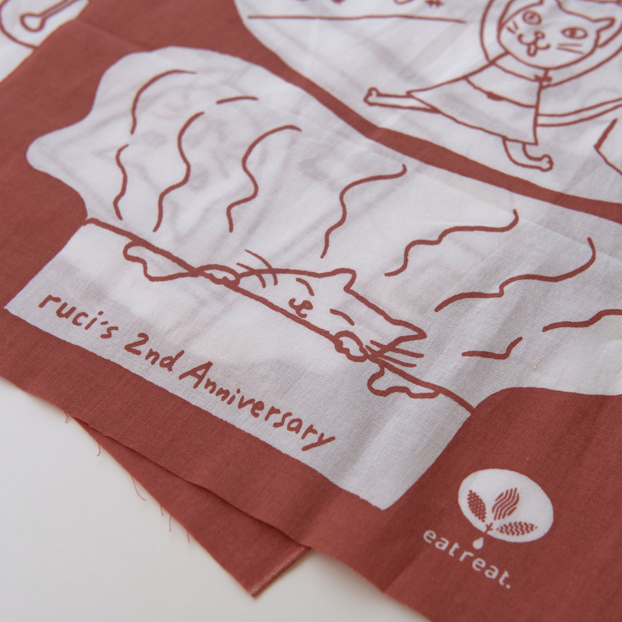 eatreat.ruci 2025年記念手ぬぐい「イヴとルチの1日」