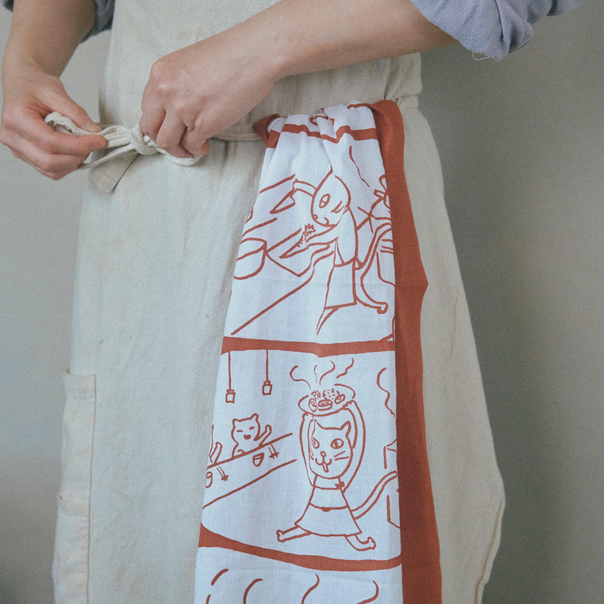 eatreat.ruci 2025年記念手ぬぐい「イヴとルチの1日」